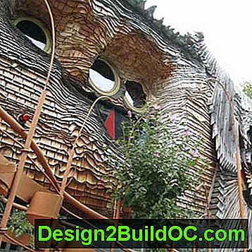 et hus med sidespor som ligner undersiden av en sopp i Cincinnatti, OH